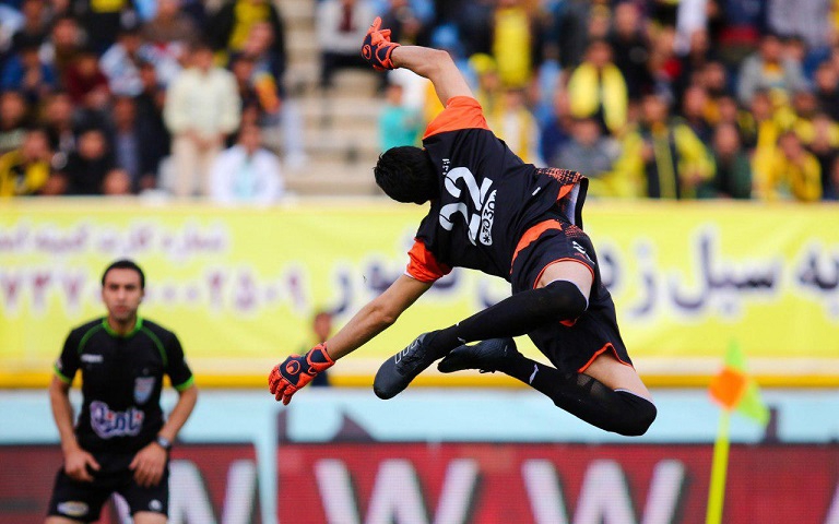 برتری دروازه بان استقلال دردوئل گلرهای تیم ملی