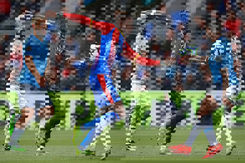 پالاس 1 - 3 سیتی؛ پیروزی مهم با گل آفساید!