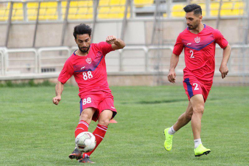 نعمتی آماده جدال با تراکتورسازی شد