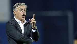 دردسرهای یک پاداش صعود برای مربی کروات