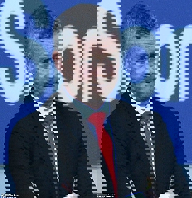 1400149