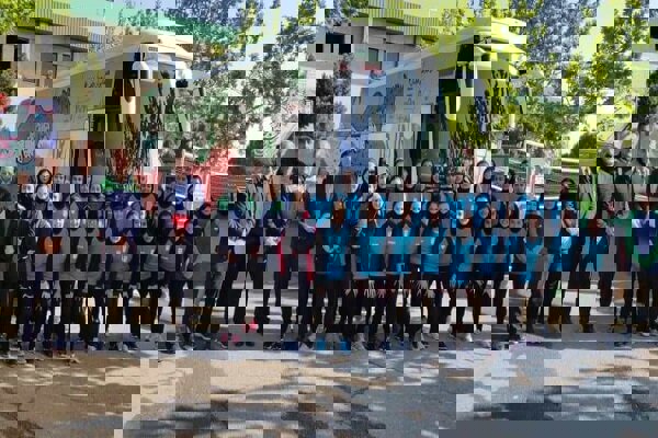 جوانان در ویتنام؛ عبدی هم راهی شد