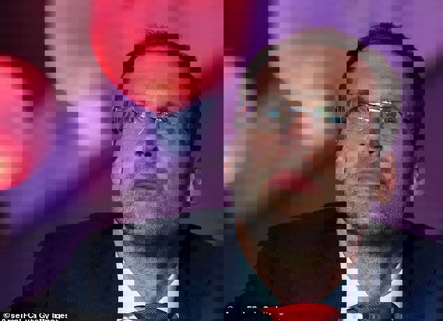 1401303