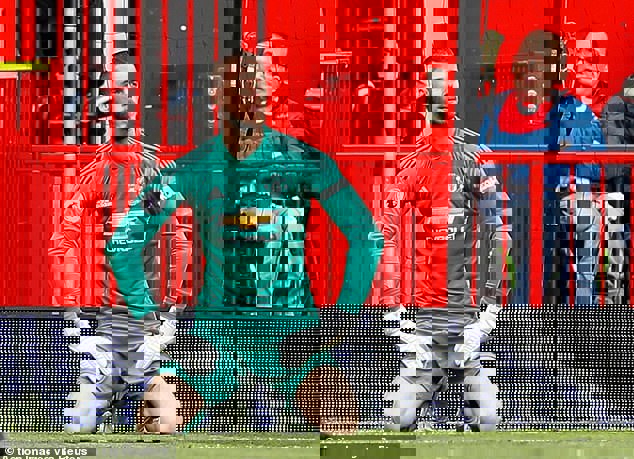 ریزش حصار روانی، دردسر اصلی دخیا