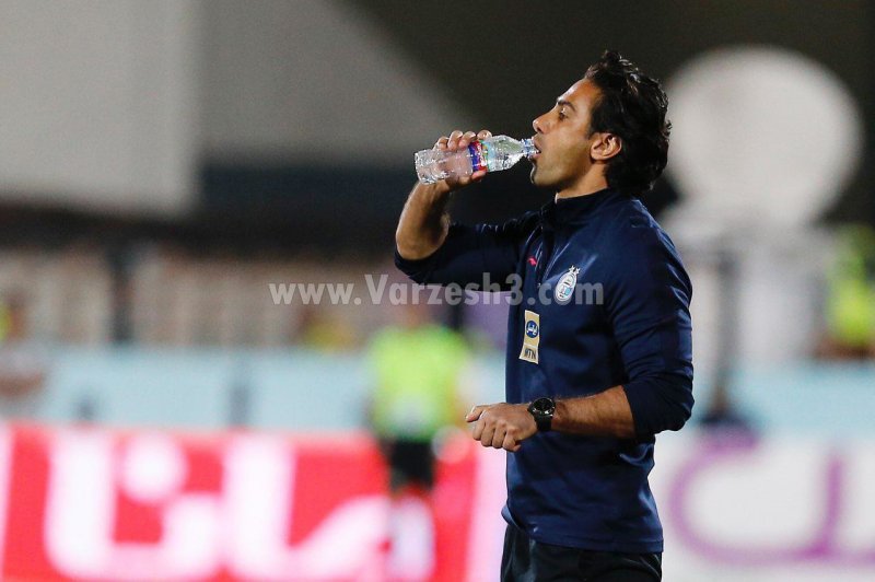 کدهای فرهاد برای سال بعد؛ می خواهم بمانم!