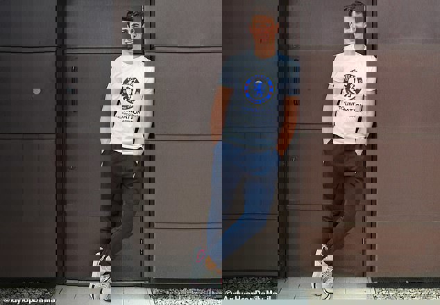 1403139