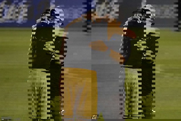 1403811