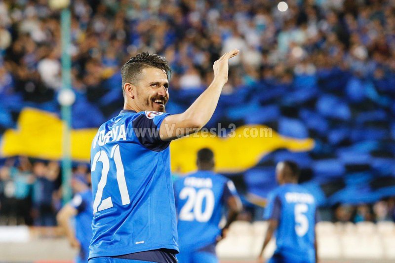 وریا: استقلال و پرسپولیس باید خصوصی شوند