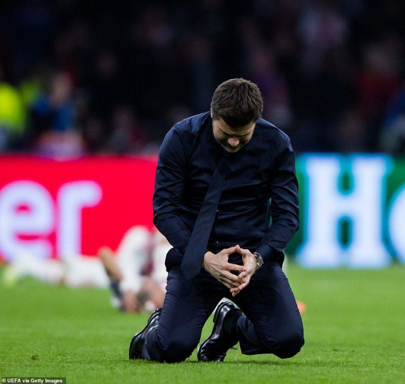 واکنش مورینیو به اشک های منقلب کننده پوچتینو