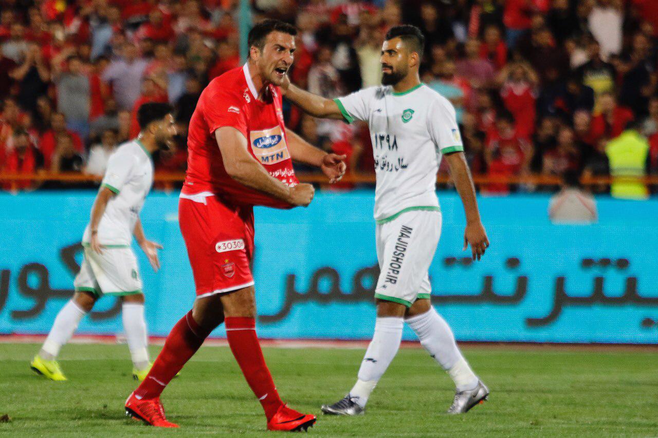اعتراض بودیمیر در بازی پرسپولیس و تراکتور