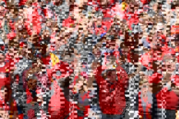 لیورپول 2-0 وولوز؛ اوسین بولت، ماراتن را باخت