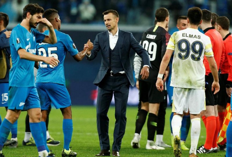 غیبت آزمون در پیروزی زنیت