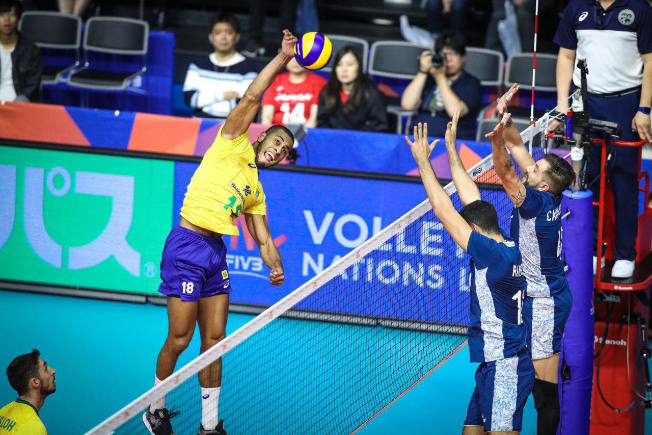 بازی والیبال بین برزیل و آرژانتین