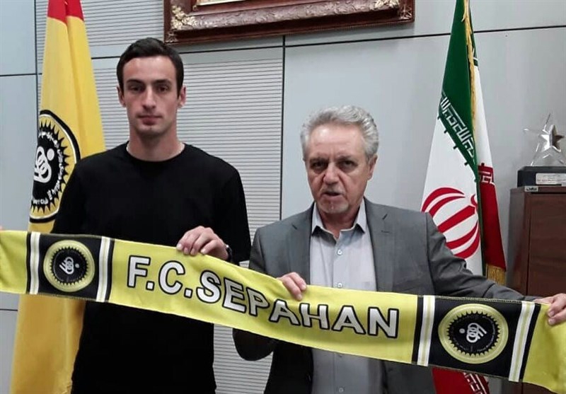 گولسیانی از مهمترین دلیل انتخاب سپاهان میگوید