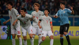 اروگوئه 2- 2ژاپن؛ توقف آسیایی‌ها با جنجال داوری