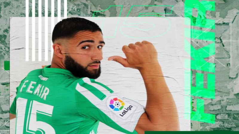 نبیل فکیر: لیورپول درباره انتقالم دروغ میگوید