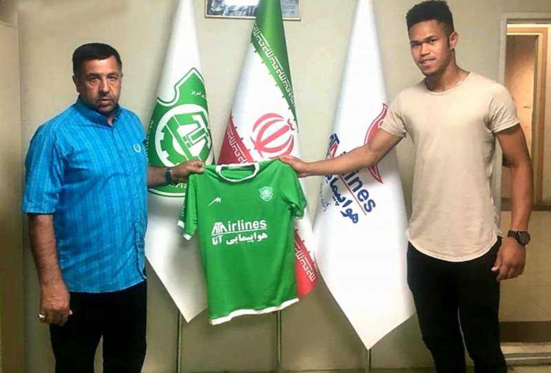 ماشا شاگرد خطیبی شد (عکس)