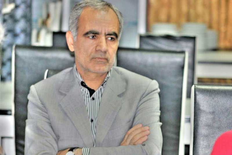 چرا بهاروند از ماجرای بازنشستگی عقب نمی‌کشد؟