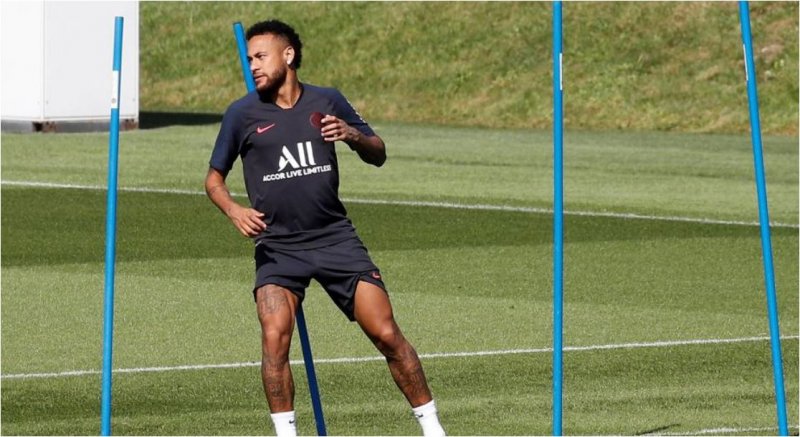 پیشنهاد، جواب پیشنهاد؛ ادامه دوئل بارسا- PSG