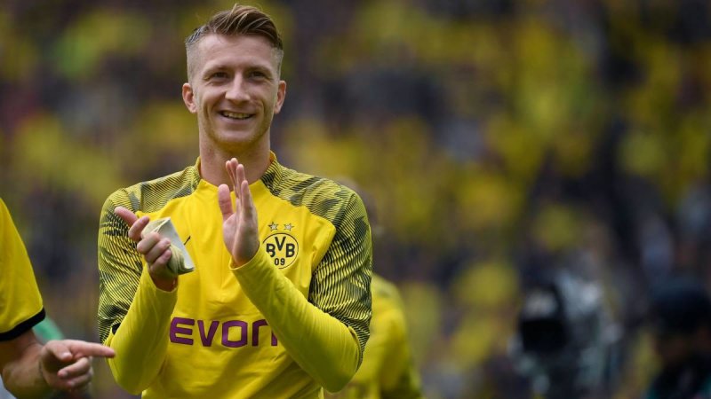 سمبل وفاداری در فوتبال آلمان (عکس)