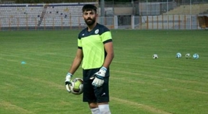 گلر موفق نیم‌فصل پدیده، گلر شاکی نیم‌فصل ذوب!
