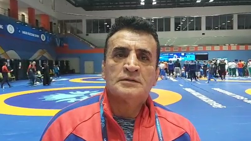 پاسخ محمد بنا به چرایی برگزار نشدن انتخابی