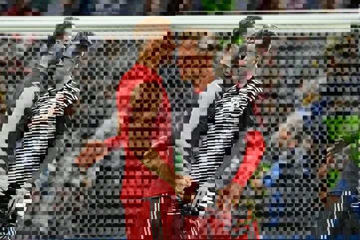 ورود جنجالی هوینس به جنگ نویر- تراشتگن