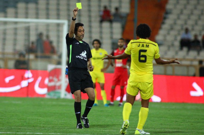 کارنامه بنیادی فر در قضاوت برای سرخابی ها