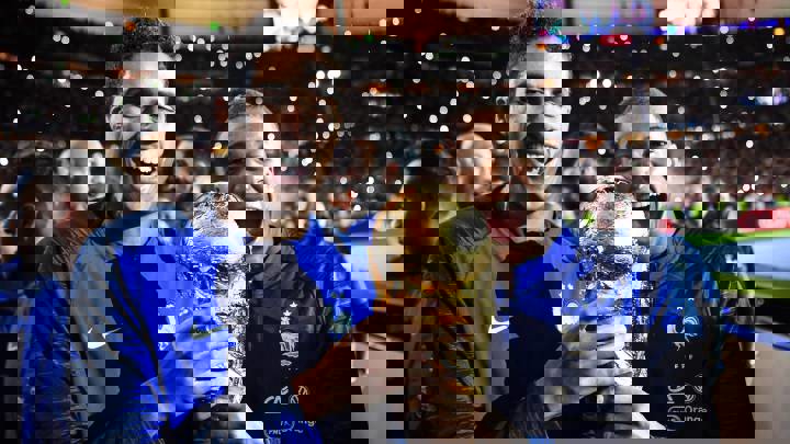 1435472
