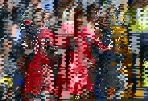 1436763