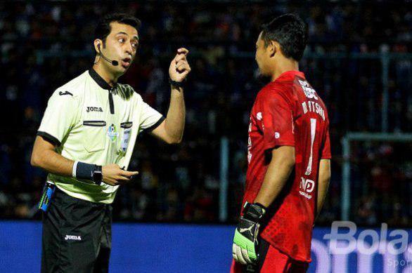 بنیادیفر و کاظمی، داوران بازیهای بزرگ