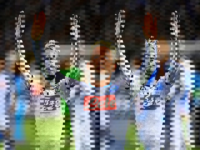 مرتنز خیال ناپولی را راحت کرد: میخواهم بمانم