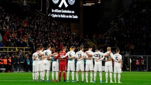 یک دقیقه سکوت خبرساز دیدار آلمان- آرژانتین