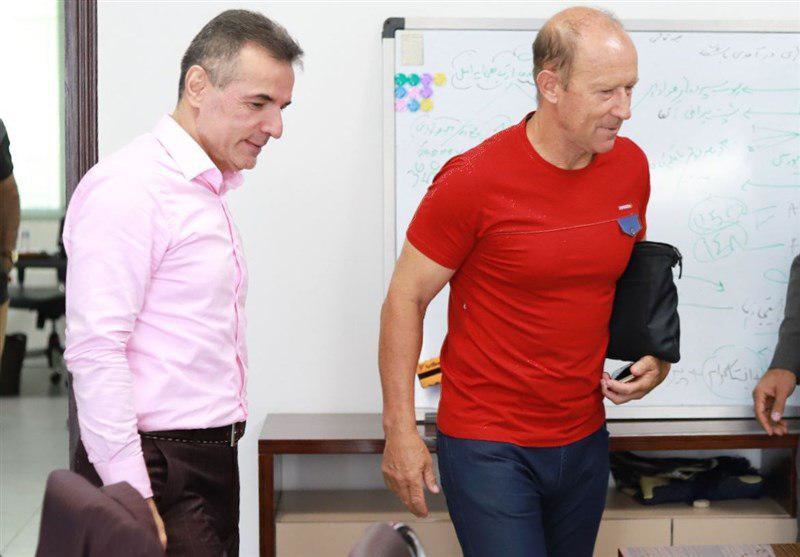 انصاریفرد: بر سر یک مهاجم با کالدرون به توافق رسیدیم