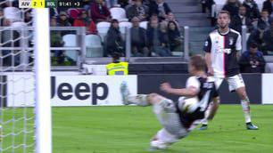 برخورد توپ به دست دیلیخت پنالتی نبود