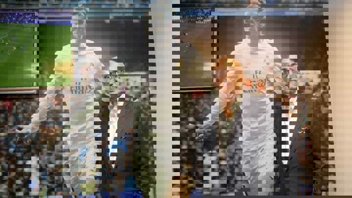 1445077