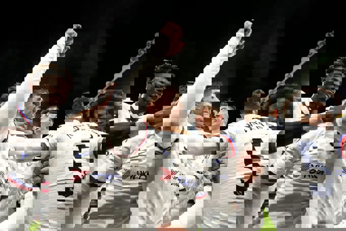 1446592