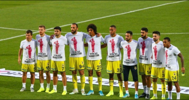 تیشرت خبرساز فنرباغچه در حمایت از ارتش ترکیه