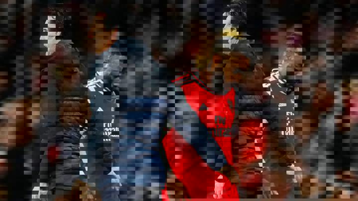 1446976