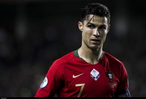 حمله لشکر CR7 به مسی بعد از هت‌تریک کریستیانو
