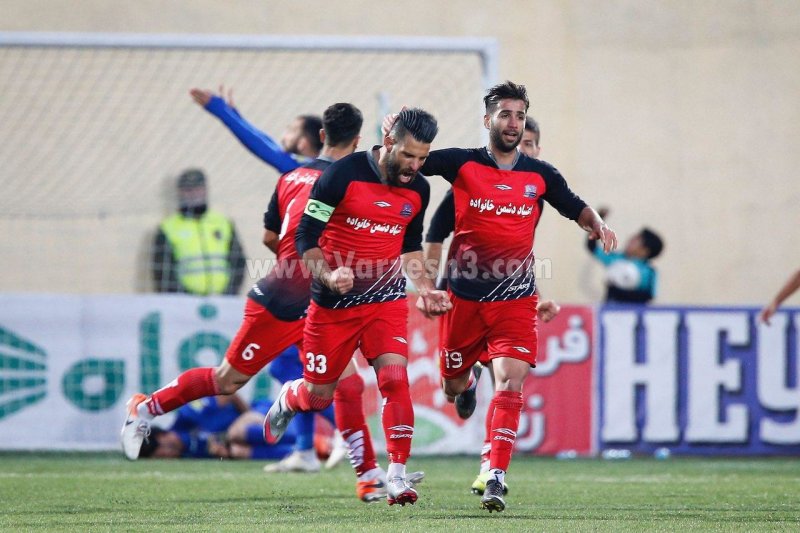 بیژن: میتوانستیم از استقلال 3 امتیاز بگیریم