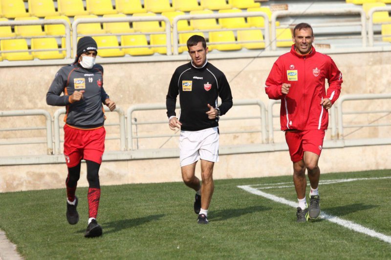 پرسپولیس - نساجی برگزار میشود