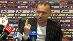 فراز کمالوند از هدایت پارس کناره‌گیری کرد