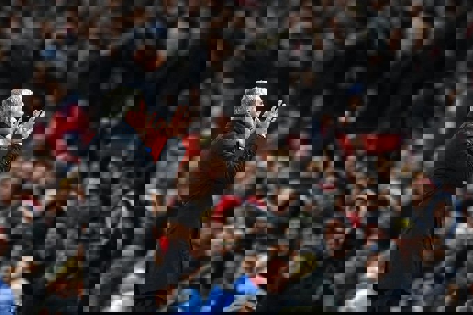 1456579