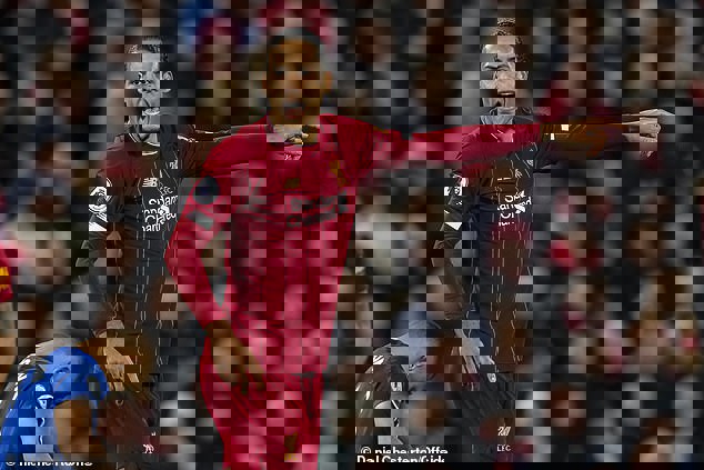 فن دایک: صلاح بازیکنی در کلاس جهانی است