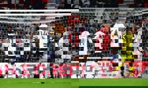 بورنموث 0 - 3 لیورپول؛ تیم کلوپ بی رقیب است