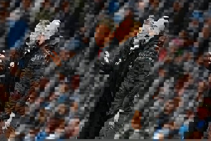 1457597