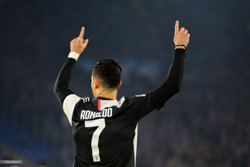 پیام رونالدو به ساری: میخواهم کنار دیبالا و ایگواین بازی کنم