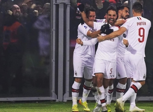 پیروزی دشوار میلان در خانه بولونیا