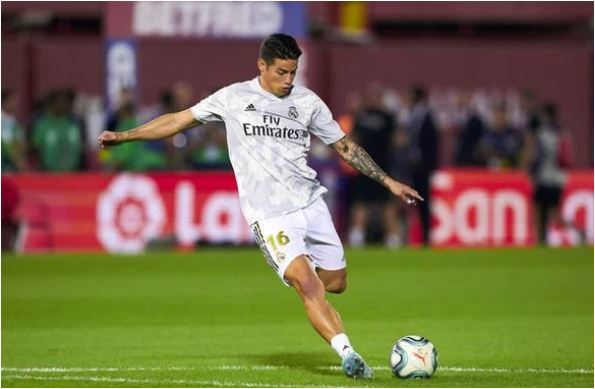 آینده خامس در رئال، در هاله‌ای از ابهام